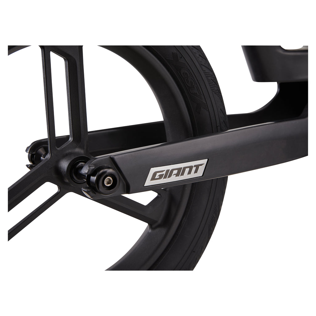 Giant 2026 Pre rCarbon Carbon