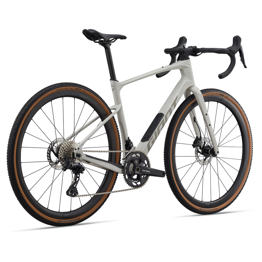 Giant 2026 Revolt Advanced 0