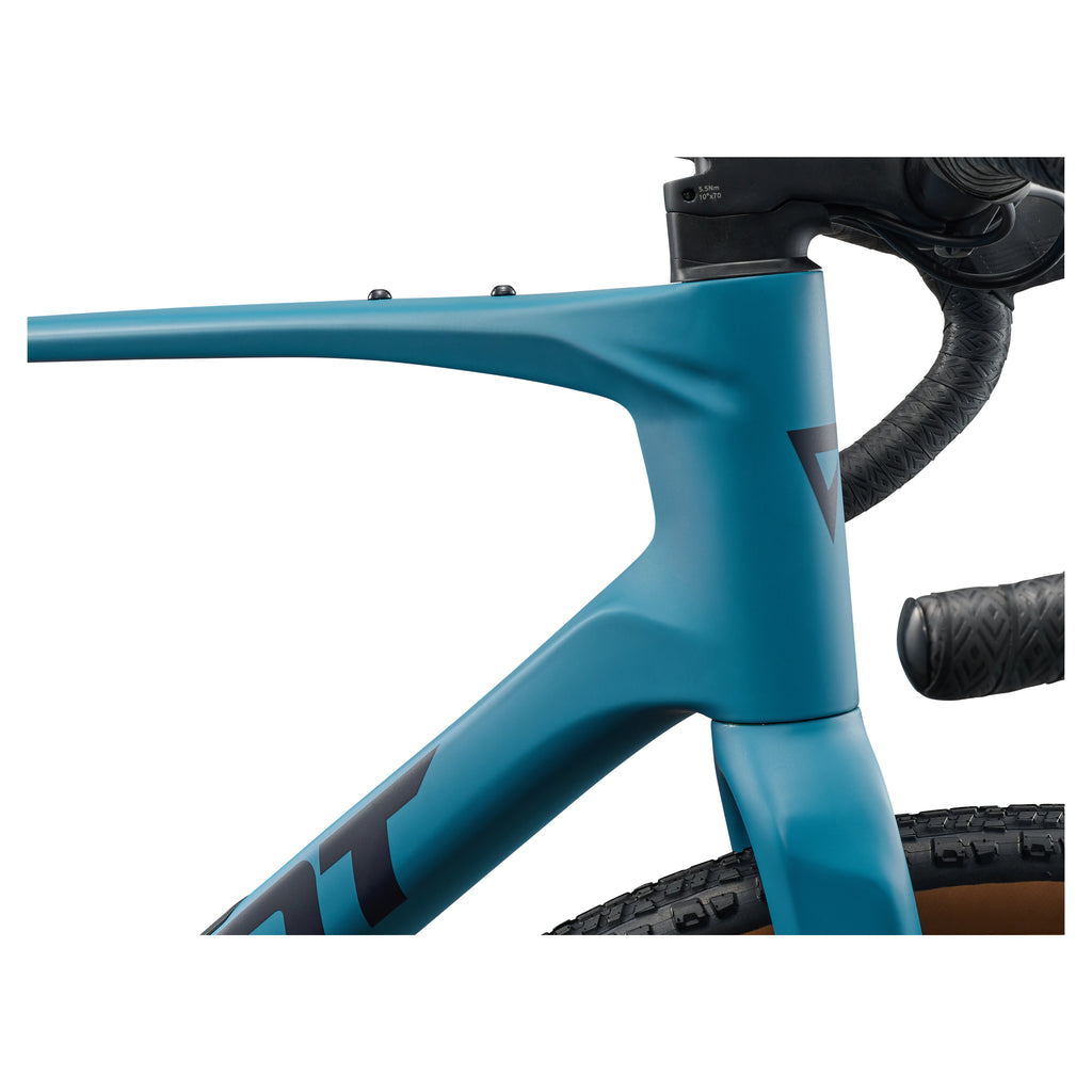 Giant 2026 Revolt Advanced 3