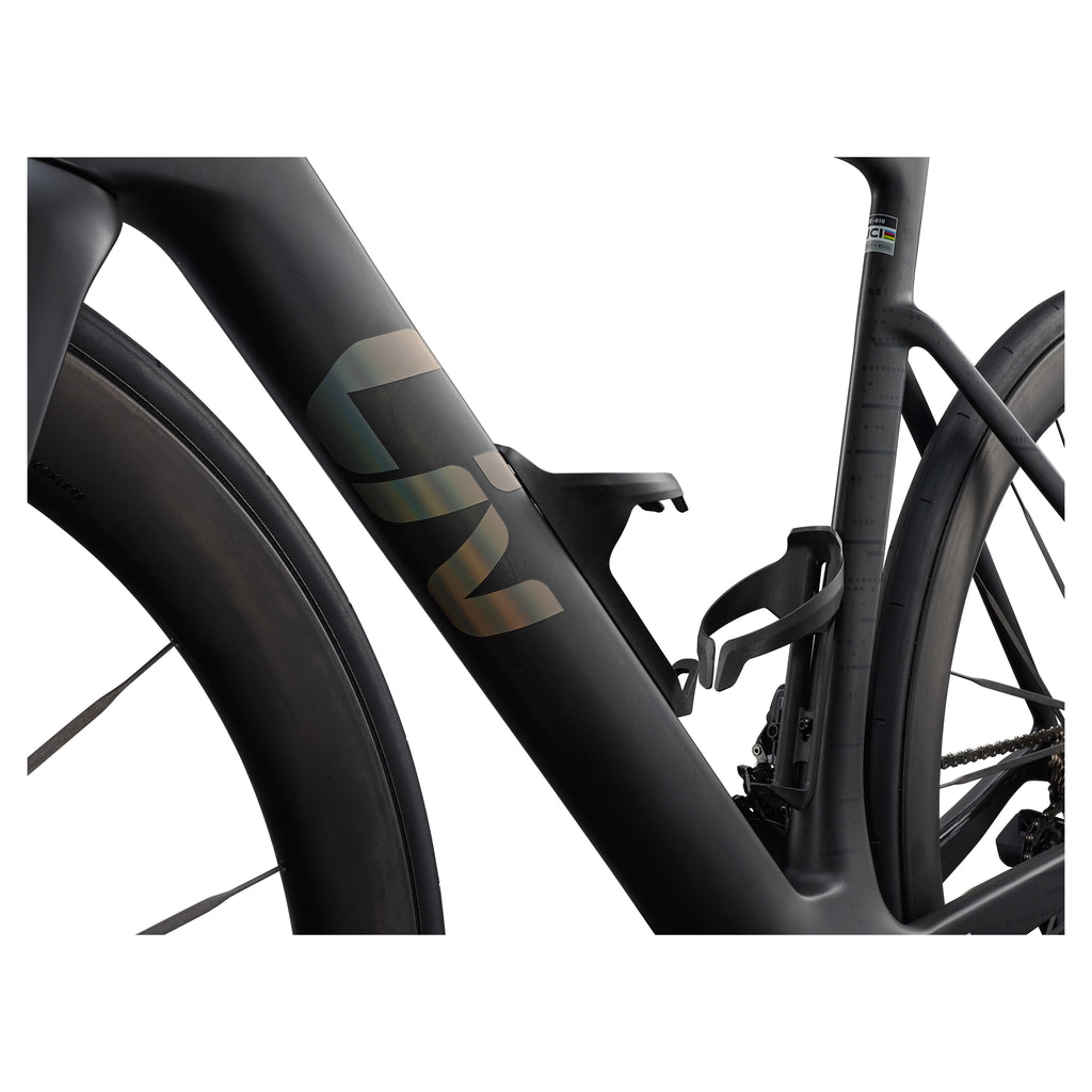 Liv 2027 EnviLiv Advanced SL 1